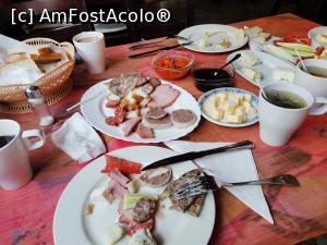 [P14] Mic dejun senzational » foto by Capcaunu74
 - 
<span class="allrVoted glyphicon glyphicon-heart hidden" id="av1183553"></span>
<a class="m-l-10 hidden" id="sv1183553" onclick="voting_Foto_DelVot(,1183553,956)" role="button">șterge vot <span class="glyphicon glyphicon-remove"></span></a>
<a id="v91183553" class=" c-red"  onclick="voting_Foto_SetVot(1183553)" role="button"><span class="glyphicon glyphicon-heart-empty"></span> <b>LIKE</b> = Votează poza</a> <img class="hidden"  id="f1183553W9" src="/imagini/loader.gif" border="0" /><span class="AjErrMes hidden" id="e1183553ErM"></span>