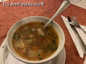 [P42] Pensiunea Domnescu, Sălişte - ciorbă de porc » foto by nicole33
 - 
<span class="allrVoted glyphicon glyphicon-heart hidden" id="av1406994"></span>
<a class="m-l-10 hidden" id="sv1406994" onclick="voting_Foto_DelVot(,1406994,956)" role="button">șterge vot <span class="glyphicon glyphicon-remove"></span></a>
<a id="v91406994" class=" c-red"  onclick="voting_Foto_SetVot(1406994)" role="button"><span class="glyphicon glyphicon-heart-empty"></span> <b>LIKE</b> = Votează poza</a> <img class="hidden"  id="f1406994W9" src="/imagini/loader.gif" border="0" /><span class="AjErrMes hidden" id="e1406994ErM"></span>