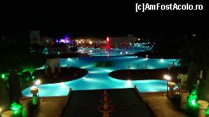 [P17] piscinele noaptea » foto by elenaadina
 - 
<span class="allrVoted glyphicon glyphicon-heart hidden" id="av599838"></span>
<a class="m-l-10 hidden" id="sv599838" onclick="voting_Foto_DelVot(,599838,96)" role="button">șterge vot <span class="glyphicon glyphicon-remove"></span></a>
<a id="v9599838" class=" c-red"  onclick="voting_Foto_SetVot(599838)" role="button"><span class="glyphicon glyphicon-heart-empty"></span> <b>LIKE</b> = Votează poza</a> <img class="hidden"  id="f599838W9" src="/imagini/loader.gif" border="0" /><span class="AjErrMes hidden" id="e599838ErM"></span>