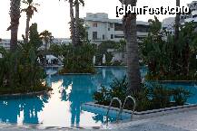 [P06] Piscina cu palmieri » foto by SpookyD
 - 
<span class="allrVoted glyphicon glyphicon-heart hidden" id="av220440"></span>
<a class="m-l-10 hidden" id="sv220440" onclick="voting_Foto_DelVot(,220440,97)" role="button">șterge vot <span class="glyphicon glyphicon-remove"></span></a>
<a id="v9220440" class=" c-red"  onclick="voting_Foto_SetVot(220440)" role="button"><span class="glyphicon glyphicon-heart-empty"></span> <b>LIKE</b> = Votează poza</a> <img class="hidden"  id="f220440W9" src="/imagini/loader.gif" border="0" /><span class="AjErrMes hidden" id="e220440ErM"></span>