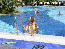 [P12] Piscina cu palmieri care m-a fascinat. Si sunt convinsa ca nu doar pe mine. » foto by zuzi_gina*
 - 
<span class="allrVoted glyphicon glyphicon-heart hidden" id="av325968"></span>
<a class="m-l-10 hidden" id="sv325968" onclick="voting_Foto_DelVot(,325968,97)" role="button">șterge vot <span class="glyphicon glyphicon-remove"></span></a>
<a id="v9325968" class=" c-red"  onclick="voting_Foto_SetVot(325968)" role="button"><span class="glyphicon glyphicon-heart-empty"></span> <b>LIKE</b> = Votează poza</a> <img class="hidden"  id="f325968W9" src="/imagini/loader.gif" border="0" /><span class="AjErrMes hidden" id="e325968ErM"></span>