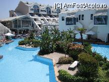 [P02] Imagine de pe terasa; piscinele inconjoara toata partea de vile » foto by carmenplesa1977
 - 
<span class="allrVoted glyphicon glyphicon-heart hidden" id="av88062"></span>
<a class="m-l-10 hidden" id="sv88062" onclick="voting_Foto_DelVot(,88062,97)" role="button">șterge vot <span class="glyphicon glyphicon-remove"></span></a>
<a id="v988062" class=" c-red"  onclick="voting_Foto_SetVot(88062)" role="button"><span class="glyphicon glyphicon-heart-empty"></span> <b>LIKE</b> = Votează poza</a> <img class="hidden"  id="f88062W9" src="/imagini/loader.gif" border="0" /><span class="AjErrMes hidden" id="e88062ErM"></span>