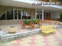 [P36] IN FATA RESTAURANTULUI RALITSA 3* » foto by sniga
 - 
<span class="allrVoted glyphicon glyphicon-heart hidden" id="av7793"></span>
<a class="m-l-10 hidden" id="sv7793" onclick="voting_Foto_DelVot(,7793,976)" role="button">șterge vot <span class="glyphicon glyphicon-remove"></span></a>
<a id="v97793" class=" c-red"  onclick="voting_Foto_SetVot(7793)" role="button"><span class="glyphicon glyphicon-heart-empty"></span> <b>LIKE</b> = Votează poza</a> <img class="hidden"  id="f7793W9" src="/imagini/loader.gif" border="0" /><span class="AjErrMes hidden" id="e7793ErM"></span>