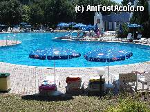 [P01] piscina de la Ralisa 3  » foto by durasel
 - 
<span class="allrVoted glyphicon glyphicon-heart hidden" id="av10103"></span>
<a class="m-l-10 hidden" id="sv10103" onclick="voting_Foto_DelVot(,10103,976)" role="button">șterge vot <span class="glyphicon glyphicon-remove"></span></a>
<a id="v910103" class=" c-red"  onclick="voting_Foto_SetVot(10103)" role="button"><span class="glyphicon glyphicon-heart-empty"></span> <b>LIKE</b> = Votează poza</a> <img class="hidden"  id="f10103W9" src="/imagini/loader.gif" border="0" /><span class="AjErrMes hidden" id="e10103ErM"></span>