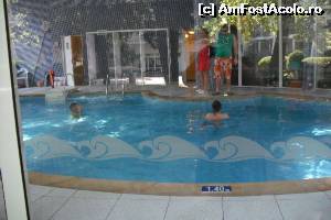 [P05] Piscina interioară.  » foto by Zoazore
 - 
<span class="allrVoted glyphicon glyphicon-heart hidden" id="av637030"></span>
<a class="m-l-10 hidden" id="sv637030" onclick="voting_Foto_DelVot(,637030,976)" role="button">șterge vot <span class="glyphicon glyphicon-remove"></span></a>
<a id="v9637030" class=" c-red"  onclick="voting_Foto_SetVot(637030)" role="button"><span class="glyphicon glyphicon-heart-empty"></span> <b>LIKE</b> = Votează poza</a> <img class="hidden"  id="f637030W9" src="/imagini/loader.gif" border="0" /><span class="AjErrMes hidden" id="e637030ErM"></span>