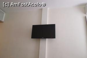 [P17] Televizorul LCD Samsung.  » foto by andreieu
 - 
<span class="allrVoted glyphicon glyphicon-heart hidden" id="av788429"></span>
<a class="m-l-10 hidden" id="sv788429" onclick="voting_Foto_DelVot(,788429,976)" role="button">șterge vot <span class="glyphicon glyphicon-remove"></span></a>
<a id="v9788429" class=" c-red"  onclick="voting_Foto_SetVot(788429)" role="button"><span class="glyphicon glyphicon-heart-empty"></span> <b>LIKE</b> = Votează poza</a> <img class="hidden"  id="f788429W9" src="/imagini/loader.gif" border="0" /><span class="AjErrMes hidden" id="e788429ErM"></span>