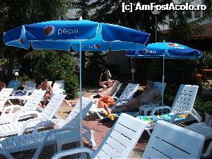 [P07] sezlonguri la piscina » foto by adiso8
 - 
<span class="allrVoted glyphicon glyphicon-heart hidden" id="av342524"></span>
<a class="m-l-10 hidden" id="sv342524" onclick="voting_Foto_DelVot(,342524,979)" role="button">șterge vot <span class="glyphicon glyphicon-remove"></span></a>
<a id="v9342524" class=" c-red"  onclick="voting_Foto_SetVot(342524)" role="button"><span class="glyphicon glyphicon-heart-empty"></span> <b>LIKE</b> = Votează poza</a> <img class="hidden"  id="f342524W9" src="/imagini/loader.gif" border="0" /><span class="AjErrMes hidden" id="e342524ErM"></span>
