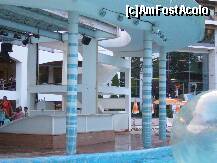 [P37] aici este interirul unui hotel din albena » foto by xbpp0670
 - 
<span class="allrVoted glyphicon glyphicon-heart hidden" id="av229895"></span>
<a class="m-l-10 hidden" id="sv229895" onclick="voting_Foto_DelVot(,229895,979)" role="button">șterge vot <span class="glyphicon glyphicon-remove"></span></a>
<a id="v9229895" class=" c-red"  onclick="voting_Foto_SetVot(229895)" role="button"><span class="glyphicon glyphicon-heart-empty"></span> <b>LIKE</b> = Votează poza</a> <img class="hidden"  id="f229895W9" src="/imagini/loader.gif" border="0" /><span class="AjErrMes hidden" id="e229895ErM"></span>