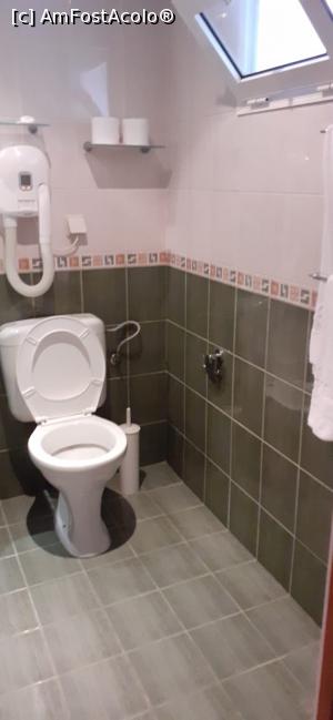 [P08] Baia din camera. » foto by delinyka
 - 
<span class="allrVoted glyphicon glyphicon-heart hidden" id="av1250178"></span>
<a class="m-l-10 hidden" id="sv1250178" onclick="voting_Foto_DelVot(,1250178,979)" role="button">șterge vot <span class="glyphicon glyphicon-remove"></span></a>
<a id="v91250178" class=" c-red"  onclick="voting_Foto_SetVot(1250178)" role="button"><span class="glyphicon glyphicon-heart-empty"></span> <b>LIKE</b> = Votează poza</a> <img class="hidden"  id="f1250178W9" src="/imagini/loader.gif" border="0" /><span class="AjErrMes hidden" id="e1250178ErM"></span>