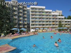 [P17] Laguna Garden vazut de la piscina!  » foto by mont
 - 
<span class="allrVoted glyphicon glyphicon-heart hidden" id="av886084"></span>
<a class="m-l-10 hidden" id="sv886084" onclick="voting_Foto_DelVot(,886084,979)" role="button">șterge vot <span class="glyphicon glyphicon-remove"></span></a>
<a id="v9886084" class=" c-red"  onclick="voting_Foto_SetVot(886084)" role="button"><span class="glyphicon glyphicon-heart-empty"></span> <b>LIKE</b> = Votează poza</a> <img class="hidden"  id="f886084W9" src="/imagini/loader.gif" border="0" /><span class="AjErrMes hidden" id="e886084ErM"></span>