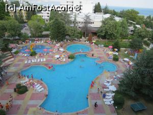 [P07] Piscina la ora 17,00.  » foto by mont
 - 
<span class="allrVoted glyphicon glyphicon-heart hidden" id="av886074"></span>
<a class="m-l-10 hidden" id="sv886074" onclick="voting_Foto_DelVot(,886074,979)" role="button">șterge vot <span class="glyphicon glyphicon-remove"></span></a>
<a id="v9886074" class=" c-red"  onclick="voting_Foto_SetVot(886074)" role="button"><span class="glyphicon glyphicon-heart-empty"></span> <b>LIKE</b> = Votează poza</a> <img class="hidden"  id="f886074W9" src="/imagini/loader.gif" border="0" /><span class="AjErrMes hidden" id="e886074ErM"></span>