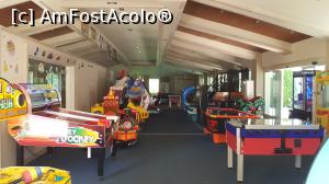 [P18] Sala de Jocuri » foto by adelos
 - 
<span class="allrVoted glyphicon glyphicon-heart hidden" id="av885458"></span>
<a class="m-l-10 hidden" id="sv885458" onclick="voting_Foto_DelVot(,885458,99)" role="button">șterge vot <span class="glyphicon glyphicon-remove"></span></a>
<a id="v9885458" class=" c-red"  onclick="voting_Foto_SetVot(885458)" role="button"><span class="glyphicon glyphicon-heart-empty"></span> <b>LIKE</b> = Votează poza</a> <img class="hidden"  id="f885458W9" src="/imagini/loader.gif" border="0" /><span class="AjErrMes hidden" id="e885458ErM"></span>