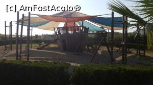 [P27] Loc de joacă copii la plaja » foto by adelos
 - 
<span class="allrVoted glyphicon glyphicon-heart hidden" id="av885467"></span>
<a class="m-l-10 hidden" id="sv885467" onclick="voting_Foto_DelVot(,885467,99)" role="button">șterge vot <span class="glyphicon glyphicon-remove"></span></a>
<a id="v9885467" class=" c-red"  onclick="voting_Foto_SetVot(885467)" role="button"><span class="glyphicon glyphicon-heart-empty"></span> <b>LIKE</b> = Votează poza</a> <img class="hidden"  id="f885467W9" src="/imagini/loader.gif" border="0" /><span class="AjErrMes hidden" id="e885467ErM"></span>