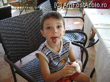 [P15] 'teroristul' meu dupa o delicioasa inghetata » foto by oplaurentiu
 - 
<span class="allrVoted glyphicon glyphicon-heart hidden" id="av14931"></span>
<a class="m-l-10 hidden" id="sv14931" onclick="voting_Foto_DelVot(,14931,99)" role="button">șterge vot <span class="glyphicon glyphicon-remove"></span></a>
<a id="v914931" class=" c-red"  onclick="voting_Foto_SetVot(14931)" role="button"><span class="glyphicon glyphicon-heart-empty"></span> <b>LIKE</b> = Votează poza</a> <img class="hidden"  id="f14931W9" src="/imagini/loader.gif" border="0" /><span class="AjErrMes hidden" id="e14931ErM"></span>