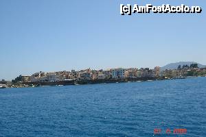 [P23] Corfu, vedere dinspre mare.  » foto by Rodel
 - 
<span class="allrVoted glyphicon glyphicon-heart hidden" id="av472776"></span>
<a class="m-l-10 hidden" id="sv472776" onclick="voting_Foto_DelVot(,472776,993)" role="button">șterge vot <span class="glyphicon glyphicon-remove"></span></a>
<a id="v9472776" class=" c-red"  onclick="voting_Foto_SetVot(472776)" role="button"><span class="glyphicon glyphicon-heart-empty"></span> <b>LIKE</b> = Votează poza</a> <img class="hidden"  id="f472776W9" src="/imagini/loader.gif" border="0" /><span class="AjErrMes hidden" id="e472776ErM"></span>