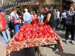 [P05] Paște în Insula Corfu - Oferta de oale ce vor fi sacrificate. Cumpărați? Pe care o alegeți?  » foto by iulianic
 - 
<span class="allrVoted glyphicon glyphicon-heart hidden" id="av1068141"></span>
<a class="m-l-10 hidden" id="sv1068141" onclick="voting_Foto_DelVot(,1068141,993)" role="button">șterge vot <span class="glyphicon glyphicon-remove"></span></a>
<a id="v91068141" class=" c-red"  onclick="voting_Foto_SetVot(1068141)" role="button"><span class="glyphicon glyphicon-heart-empty"></span> <b>LIKE</b> = Votează poza</a> <img class="hidden"  id="f1068141W9" src="/imagini/loader.gif" border="0" /><span class="AjErrMes hidden" id="e1068141ErM"></span>