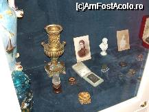 [P05] monezi si diverse alte lucruri care au apartinut lui Sissy » foto by danoradea
 - 
<span class="allrVoted glyphicon glyphicon-heart hidden" id="av26295"></span>
<a class="m-l-10 hidden" id="sv26295" onclick="voting_Foto_DelVot(,26295,993)" role="button">șterge vot <span class="glyphicon glyphicon-remove"></span></a>
<a id="v926295" class=" c-red"  onclick="voting_Foto_SetVot(26295)" role="button"><span class="glyphicon glyphicon-heart-empty"></span> <b>LIKE</b> = Votează poza</a> <img class="hidden"  id="f26295W9" src="/imagini/loader.gif" border="0" /><span class="AjErrMes hidden" id="e26295ErM"></span>