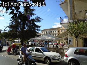 [P17] Corfu Town - un scuar aglomerat » foto by Carmen Ion
 - 
<span class="allrVoted glyphicon glyphicon-heart hidden" id="av1026385"></span>
<a class="m-l-10 hidden" id="sv1026385" onclick="voting_Foto_DelVot(,1026385,993)" role="button">șterge vot <span class="glyphicon glyphicon-remove"></span></a>
<a id="v91026385" class=" c-red"  onclick="voting_Foto_SetVot(1026385)" role="button"><span class="glyphicon glyphicon-heart-empty"></span> <b>LIKE</b> = Votează poza</a> <img class="hidden"  id="f1026385W9" src="/imagini/loader.gif" border="0" /><span class="AjErrMes hidden" id="e1026385ErM"></span>