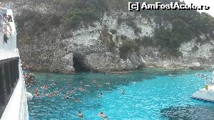 [P17] Bălăceală - în apropierea unei plaje din Antipaxos » foto by gettyy
 - 
<span class="allrVoted glyphicon glyphicon-heart hidden" id="av649756"></span>
<a class="m-l-10 hidden" id="sv649756" onclick="voting_Foto_DelVot(,649756,993)" role="button">șterge vot <span class="glyphicon glyphicon-remove"></span></a>
<a id="v9649756" class=" c-red"  onclick="voting_Foto_SetVot(649756)" role="button"><span class="glyphicon glyphicon-heart-empty"></span> <b>LIKE</b> = Votează poza</a> <img class="hidden"  id="f649756W9" src="/imagini/loader.gif" border="0" /><span class="AjErrMes hidden" id="e649756ErM"></span>