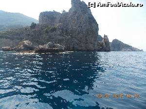 [P02] Peisaj surprins din timpul plimbării noastre cu barca în împrejurile plajei din Agios Gordis » foto by gettyy
 - 
<span class="allrVoted glyphicon glyphicon-heart hidden" id="av649738"></span>
<a class="m-l-10 hidden" id="sv649738" onclick="voting_Foto_DelVot(,649738,993)" role="button">șterge vot <span class="glyphicon glyphicon-remove"></span></a>
<a id="v9649738" class=" c-red"  onclick="voting_Foto_SetVot(649738)" role="button"><span class="glyphicon glyphicon-heart-empty"></span> <b>LIKE</b> = Votează poza</a> <img class="hidden"  id="f649738W9" src="/imagini/loader.gif" border="0" /><span class="AjErrMes hidden" id="e649738ErM"></span>