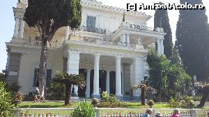 [P21] Palatul Achilleon - cu o intrare grandioasă » foto by gettyy
 - 
<span class="allrVoted glyphicon glyphicon-heart hidden" id="av649760"></span>
<a class="m-l-10 hidden" id="sv649760" onclick="voting_Foto_DelVot(,649760,993)" role="button">șterge vot <span class="glyphicon glyphicon-remove"></span></a>
<a id="v9649760" class=" c-red"  onclick="voting_Foto_SetVot(649760)" role="button"><span class="glyphicon glyphicon-heart-empty"></span> <b>LIKE</b> = Votează poza</a> <img class="hidden"  id="f649760W9" src="/imagini/loader.gif" border="0" /><span class="AjErrMes hidden" id="e649760ErM"></span>