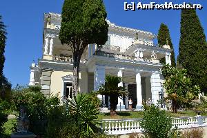 [P96] 4d) Palatul Achillion » foto by adryana
 - 
<span class="allrVoted glyphicon glyphicon-heart hidden" id="av670246"></span>
<a class="m-l-10 hidden" id="sv670246" onclick="voting_Foto_DelVot(,670246,993)" role="button">șterge vot <span class="glyphicon glyphicon-remove"></span></a>
<a id="v9670246" class=" c-red"  onclick="voting_Foto_SetVot(670246)" role="button"><span class="glyphicon glyphicon-heart-empty"></span> <b>LIKE</b> = Votează poza</a> <img class="hidden"  id="f670246W9" src="/imagini/loader.gif" border="0" /><span class="AjErrMes hidden" id="e670246ErM"></span>