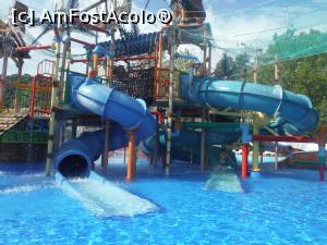 [P19] Aquapark-ul din Corfu » foto by icristis
 - 
<span class="allrVoted glyphicon glyphicon-heart hidden" id="av712405"></span>
<a class="m-l-10 hidden" id="sv712405" onclick="voting_Foto_DelVot(,712405,993)" role="button">șterge vot <span class="glyphicon glyphicon-remove"></span></a>
<a id="v9712405" class=" c-red"  onclick="voting_Foto_SetVot(712405)" role="button"><span class="glyphicon glyphicon-heart-empty"></span> <b>LIKE</b> = Votează poza</a> <img class="hidden"  id="f712405W9" src="/imagini/loader.gif" border="0" /><span class="AjErrMes hidden" id="e712405ErM"></span>