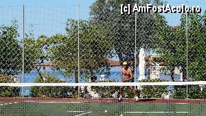 [P19] Terenul de tenis din Agia Triada » foto by anuszka
 - 
<span class="allrVoted glyphicon glyphicon-heart hidden" id="av435950"></span>
<a class="m-l-10 hidden" id="sv435950" onclick="voting_Foto_DelVot(,435950,993)" role="button">șterge vot <span class="glyphicon glyphicon-remove"></span></a>
<a id="v9435950" class=" c-red"  onclick="voting_Foto_SetVot(435950)" role="button"><span class="glyphicon glyphicon-heart-empty"></span> <b>LIKE</b> = Votează poza</a> <img class="hidden"  id="f435950W9" src="/imagini/loader.gif" border="0" /><span class="AjErrMes hidden" id="e435950ErM"></span>