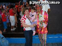 [P02] Clown-ul facea lobby zilnic in salile de mese pentru spectacolul de seara, iar seara era printre copii si parinti, multumindu-le pentru prezenta » foto by paulmihail2001
 - 
<span class="allrVoted glyphicon glyphicon-heart hidden" id="av228097"></span>
<a class="m-l-10 hidden" id="sv228097" onclick="voting_Foto_DelVot(,228097,994)" role="button">șterge vot <span class="glyphicon glyphicon-remove"></span></a>
<a id="v9228097" class=" c-red"  onclick="voting_Foto_SetVot(228097)" role="button"><span class="glyphicon glyphicon-heart-empty"></span> <b>LIKE</b> = Votează poza</a> <img class="hidden"  id="f228097W9" src="/imagini/loader.gif" border="0" /><span class="AjErrMes hidden" id="e228097ErM"></span>