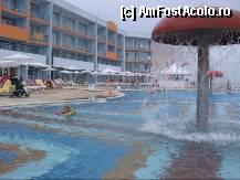 [P07] Hotel Dolphin Marina, piscina copii » foto by aglika
 - 
<span class="allrVoted glyphicon glyphicon-heart hidden" id="av317784"></span>
<a class="m-l-10 hidden" id="sv317784" onclick="voting_Foto_DelVot(,317784,994)" role="button">șterge vot <span class="glyphicon glyphicon-remove"></span></a>
<a id="v9317784" class=" c-red"  onclick="voting_Foto_SetVot(317784)" role="button"><span class="glyphicon glyphicon-heart-empty"></span> <b>LIKE</b> = Votează poza</a> <img class="hidden"  id="f317784W9" src="/imagini/loader.gif" border="0" /><span class="AjErrMes hidden" id="e317784ErM"></span>