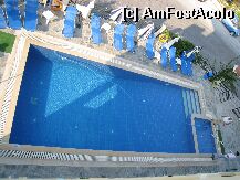 [P14x] Piscina noastra de la Alonakia Hotel » foto by bodea_ramona*
 - 
<span class="allrVoted glyphicon glyphicon-heart hidden" id="av2486"></span>
<a class="m-l-10 hidden" id="sv2486" onclick="voting_Foto_DelVot(,2486,996)" role="button">șterge vot <span class="glyphicon glyphicon-remove"></span></a>
<a id="v92486" class=" c-red"  onclick="voting_Foto_SetVot(2486)" role="button"><span class="glyphicon glyphicon-heart-empty"></span> <b>LIKE</b> = Votează poza</a> <img class="hidden"  id="f2486W9" src="/imagini/loader.gif" border="0" /><span class="AjErrMes hidden" id="e2486ErM"></span>
