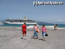 [P25] in portul corfu in asteptarea feribotului » foto by dpavel
 - 
<span class="allrVoted glyphicon glyphicon-heart hidden" id="av205287"></span>
<a class="m-l-10 hidden" id="sv205287" onclick="voting_Foto_DelVot(,205287,996)" role="button">șterge vot <span class="glyphicon glyphicon-remove"></span></a>
<a id="v9205287" class=" c-red"  onclick="voting_Foto_SetVot(205287)" role="button"><span class="glyphicon glyphicon-heart-empty"></span> <b>LIKE</b> = Votează poza</a> <img class="hidden"  id="f205287W9" src="/imagini/loader.gif" border="0" /><span class="AjErrMes hidden" id="e205287ErM"></span>