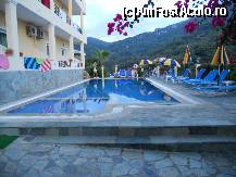 [P02] Piscina » foto by River*
 - 
<span class="allrVoted glyphicon glyphicon-heart hidden" id="av413446"></span>
<a class="m-l-10 hidden" id="sv413446" onclick="voting_Foto_DelVot(,413446,996)" role="button">șterge vot <span class="glyphicon glyphicon-remove"></span></a>
<a id="v9413446" class=" c-red"  onclick="voting_Foto_SetVot(413446)" role="button"><span class="glyphicon glyphicon-heart-empty"></span> <b>LIKE</b> = Votează poza</a> <img class="hidden"  id="f413446W9" src="/imagini/loader.gif" border="0" /><span class="AjErrMes hidden" id="e413446ErM"></span>