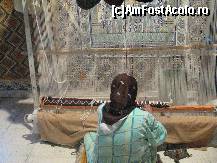 [P23] Kairuan, manufactură de covoare » foto by EDITCEC
 - 
<span class="allrVoted glyphicon glyphicon-heart hidden" id="av67431"></span>
<a class="m-l-10 hidden" id="sv67431" onclick="voting_Foto_DelVot(,67431,997)" role="button">șterge vot <span class="glyphicon glyphicon-remove"></span></a>
<a id="v967431" class=" c-red"  onclick="voting_Foto_SetVot(67431)" role="button"><span class="glyphicon glyphicon-heart-empty"></span> <b>LIKE</b> = Votează poza</a> <img class="hidden"  id="f67431W9" src="/imagini/loader.gif" border="0" /><span class="AjErrMes hidden" id="e67431ErM"></span>