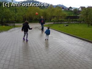 [P07] La o partidă de fotbal » foto by deliacmn1975
 - 
<span class="allrVoted glyphicon glyphicon-heart hidden" id="av856985"></span>
<a class="m-l-10 hidden" id="sv856985" onclick="voting_Foto_DelVot(,856985,1000)" role="button">șterge vot <span class="glyphicon glyphicon-remove"></span></a>
<a id="v9856985" class=" c-red"  onclick="voting_Foto_SetVot(856985)" role="button"><span class="glyphicon glyphicon-heart-empty"></span> <b>LIKE</b> = Votează poza</a> <img class="hidden"  id="f856985W9" src="/imagini/loader.gif" border="0" /><span class="AjErrMes hidden" id="e856985ErM"></span>