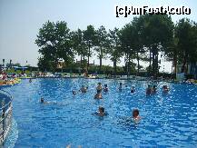 [P11] Adunarea... pentru gimnastica. » foto by ROMY
 - 
<span class="allrVoted glyphicon glyphicon-heart hidden" id="av129170"></span>
<a class="m-l-10 hidden" id="sv129170" onclick="voting_Foto_DelVot(,129170,1017)" role="button">șterge vot <span class="glyphicon glyphicon-remove"></span></a>
<a id="v9129170" class=" c-red"  onclick="voting_Foto_SetVot(129170)" role="button"><span class="glyphicon glyphicon-heart-empty"></span> <b>LIKE</b> = Votează poza</a> <img class="hidden"  id="f129170W9" src="/imagini/loader.gif" border="0" /><span class="AjErrMes hidden" id="e129170ErM"></span>