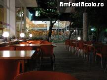 [P03] Terasa restaurantului » foto by marcopolo
 - 
<span class="allrVoted glyphicon glyphicon-heart hidden" id="av2602"></span>
<a class="m-l-10 hidden" id="sv2602" onclick="voting_Foto_DelVot(,2602,1019)" role="button">șterge vot <span class="glyphicon glyphicon-remove"></span></a>
<a id="v92602" class=" c-red"  onclick="voting_Foto_SetVot(2602)" role="button"><span class="glyphicon glyphicon-heart-empty"></span> <b>LIKE</b> = Votează poza</a> <img class="hidden"  id="f2602W9" src="/imagini/loader.gif" border="0" /><span class="AjErrMes hidden" id="e2602ErM"></span>