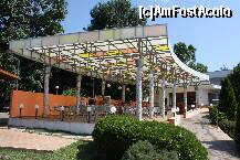 [P21] Snack bar de la piscina » foto by zet31
 - 
<span class="allrVoted glyphicon glyphicon-heart hidden" id="av238283"></span>
<a class="m-l-10 hidden" id="sv238283" onclick="voting_Foto_DelVot(,238283,1019)" role="button">șterge vot <span class="glyphicon glyphicon-remove"></span></a>
<a id="v9238283" class=" c-red"  onclick="voting_Foto_SetVot(238283)" role="button"><span class="glyphicon glyphicon-heart-empty"></span> <b>LIKE</b> = Votează poza</a> <img class="hidden"  id="f238283W9" src="/imagini/loader.gif" border="0" /><span class="AjErrMes hidden" id="e238283ErM"></span>