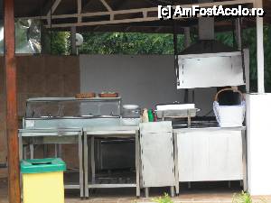 [P15] Grill la pool-bar » foto by Zoazore
 - 
<span class="allrVoted glyphicon glyphicon-heart hidden" id="av433445"></span>
<a class="m-l-10 hidden" id="sv433445" onclick="voting_Foto_DelVot(,433445,1019)" role="button">șterge vot <span class="glyphicon glyphicon-remove"></span></a>
<a id="v9433445" class=" c-red"  onclick="voting_Foto_SetVot(433445)" role="button"><span class="glyphicon glyphicon-heart-empty"></span> <b>LIKE</b> = Votează poza</a> <img class="hidden"  id="f433445W9" src="/imagini/loader.gif" border="0" /><span class="AjErrMes hidden" id="e433445ErM"></span>