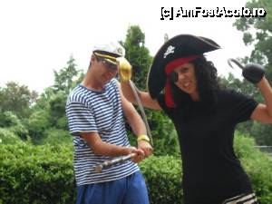 [P35] Pavel=marinarul, Terry-piratul » foto by Zoazore
 - 
<span class="allrVoted glyphicon glyphicon-heart hidden" id="av433471"></span>
<a class="m-l-10 hidden" id="sv433471" onclick="voting_Foto_DelVot(,433471,1019)" role="button">șterge vot <span class="glyphicon glyphicon-remove"></span></a>
<a id="v9433471" class=" c-red"  onclick="voting_Foto_SetVot(433471)" role="button"><span class="glyphicon glyphicon-heart-empty"></span> <b>LIKE</b> = Votează poza</a> <img class="hidden"  id="f433471W9" src="/imagini/loader.gif" border="0" /><span class="AjErrMes hidden" id="e433471ErM"></span>