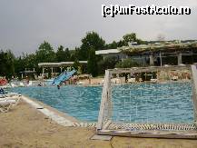 [P05] piscina 2 » foto by mathilda
 - 
<span class="allrVoted glyphicon glyphicon-heart hidden" id="av15786"></span>
<a class="m-l-10 hidden" id="sv15786" onclick="voting_Foto_DelVot(,15786,1019)" role="button">șterge vot <span class="glyphicon glyphicon-remove"></span></a>
<a id="v915786" class=" c-red"  onclick="voting_Foto_SetVot(15786)" role="button"><span class="glyphicon glyphicon-heart-empty"></span> <b>LIKE</b> = Votează poza</a> <img class="hidden"  id="f15786W9" src="/imagini/loader.gif" border="0" /><span class="AjErrMes hidden" id="e15786ErM"></span>