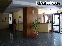 [P19] intrarea in hotel, cu un hol mare si receptie » foto by commandorsteel*
 - 
<span class="allrVoted glyphicon glyphicon-heart hidden" id="av167712"></span>
<a class="m-l-10 hidden" id="sv167712" onclick="voting_Foto_DelVot(,167712,1030)" role="button">șterge vot <span class="glyphicon glyphicon-remove"></span></a>
<a id="v9167712" class=" c-red"  onclick="voting_Foto_SetVot(167712)" role="button"><span class="glyphicon glyphicon-heart-empty"></span> <b>LIKE</b> = Votează poza</a> <img class="hidden"  id="f167712W9" src="/imagini/loader.gif" border="0" /><span class="AjErrMes hidden" id="e167712ErM"></span>