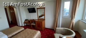 [P06] Hotel Moldova- camera » foto by elenaadina
 - 
<span class="allrVoted glyphicon glyphicon-heart hidden" id="av1425259"></span>
<a class="m-l-10 hidden" id="sv1425259" onclick="voting_Foto_DelVot(,1425259,1037)" role="button">șterge vot <span class="glyphicon glyphicon-remove"></span></a>
<a id="v91425259" class=" c-red"  onclick="voting_Foto_SetVot(1425259)" role="button"><span class="glyphicon glyphicon-heart-empty"></span> <b>LIKE</b> = Votează poza</a> <img class="hidden"  id="f1425259W9" src="/imagini/loader.gif" border="0" /><span class="AjErrMes hidden" id="e1425259ErM"></span>