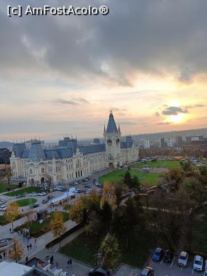 [P04] Vedere din Hotel Moldova spre Palatul Culturii la ceas de seară. » foto by tata123 🔱
 - 
<span class="allrVoted glyphicon glyphicon-heart hidden" id="av1339976"></span>
<a class="m-l-10 hidden" id="sv1339976" onclick="voting_Foto_DelVot(,1339976,1037)" role="button">șterge vot <span class="glyphicon glyphicon-remove"></span></a>
<a id="v91339976" class=" c-red"  onclick="voting_Foto_SetVot(1339976)" role="button"><span class="glyphicon glyphicon-heart-empty"></span> <b>LIKE</b> = Votează poza</a> <img class="hidden"  id="f1339976W9" src="/imagini/loader.gif" border="0" /><span class="AjErrMes hidden" id="e1339976ErM"></span>