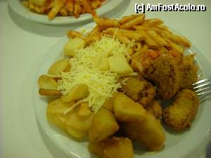 [P03] Masa de seara - paste, cartofi prajiti, nuggets de pui, cascaval ras » foto by cryss27
 - 
<span class="allrVoted glyphicon glyphicon-heart hidden" id="av344110"></span>
<a class="m-l-10 hidden" id="sv344110" onclick="voting_Foto_DelVot(,344110,1038)" role="button">șterge vot <span class="glyphicon glyphicon-remove"></span></a>
<a id="v9344110" class=" c-red"  onclick="voting_Foto_SetVot(344110)" role="button"><span class="glyphicon glyphicon-heart-empty"></span> <b>LIKE</b> = Votează poza</a> <img class="hidden"  id="f344110W9" src="/imagini/loader.gif" border="0" /><span class="AjErrMes hidden" id="e344110ErM"></span>