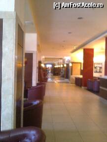 [P31] holul spre magazinele din hotel...in dreapta receptiei dupa lobby bar.. » foto by VIO
 - 
<span class="allrVoted glyphicon glyphicon-heart hidden" id="av239649"></span>
<a class="m-l-10 hidden" id="sv239649" onclick="voting_Foto_DelVot(,239649,1040)" role="button">șterge vot <span class="glyphicon glyphicon-remove"></span></a>
<a id="v9239649" class=" c-red"  onclick="voting_Foto_SetVot(239649)" role="button"><span class="glyphicon glyphicon-heart-empty"></span> <b>LIKE</b> = Votează poza</a> <img class="hidden"  id="f239649W9" src="/imagini/loader.gif" border="0" /><span class="AjErrMes hidden" id="e239649ErM"></span>
