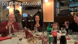 [P01] Cina festiva cu aspect din restaurant » foto by ioan marinescu
 - 
<span class="allrVoted glyphicon glyphicon-heart hidden" id="av832268"></span>
<a class="m-l-10 hidden" id="sv832268" onclick="voting_Foto_DelVot(,832268,1041)" role="button">șterge vot <span class="glyphicon glyphicon-remove"></span></a>
<a id="v9832268" class=" c-red"  onclick="voting_Foto_SetVot(832268)" role="button"><span class="glyphicon glyphicon-heart-empty"></span> <b>LIKE</b> = Votează poza</a> <img class="hidden"  id="f832268W9" src="/imagini/loader.gif" border="0" /><span class="AjErrMes hidden" id="e832268ErM"></span>