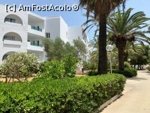 [P04] Zona de parc de la hotel » foto by AZE
 - 
<span class="allrVoted glyphicon glyphicon-heart hidden" id="av1307023"></span>
<a class="m-l-10 hidden" id="sv1307023" onclick="voting_Foto_DelVot(,1307023,1053)" role="button">șterge vot <span class="glyphicon glyphicon-remove"></span></a>
<a id="v91307023" class=" c-red"  onclick="voting_Foto_SetVot(1307023)" role="button"><span class="glyphicon glyphicon-heart-empty"></span> <b>LIKE</b> = Votează poza</a> <img class="hidden"  id="f1307023W9" src="/imagini/loader.gif" border="0" /><span class="AjErrMes hidden" id="e1307023ErM"></span>