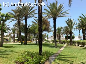 [P06] Zonă de parc hotel » foto by AZE
 - 
<span class="allrVoted glyphicon glyphicon-heart hidden" id="av1307025"></span>
<a class="m-l-10 hidden" id="sv1307025" onclick="voting_Foto_DelVot(,1307025,1053)" role="button">șterge vot <span class="glyphicon glyphicon-remove"></span></a>
<a id="v91307025" class=" c-red"  onclick="voting_Foto_SetVot(1307025)" role="button"><span class="glyphicon glyphicon-heart-empty"></span> <b>LIKE</b> = Votează poza</a> <img class="hidden"  id="f1307025W9" src="/imagini/loader.gif" border="0" /><span class="AjErrMes hidden" id="e1307025ErM"></span>