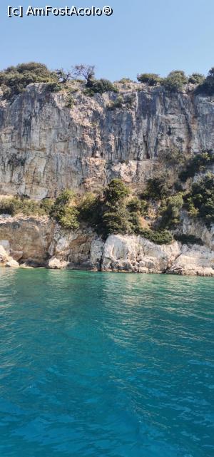 [P43] Imagine surprinsa in cadrul excursiei cu vaporasul » foto by noi doi
 - 
<span class="allrVoted glyphicon glyphicon-heart hidden" id="av1319363"></span>
<a class="m-l-10 hidden" id="sv1319363" onclick="voting_Foto_DelVot(,1319363,1056)" role="button">șterge vot <span class="glyphicon glyphicon-remove"></span></a>
<a id="v91319363" class=" c-red"  onclick="voting_Foto_SetVot(1319363)" role="button"><span class="glyphicon glyphicon-heart-empty"></span> <b>LIKE</b> = Votează poza</a> <img class="hidden"  id="f1319363W9" src="/imagini/loader.gif" border="0" /><span class="AjErrMes hidden" id="e1319363ErM"></span>